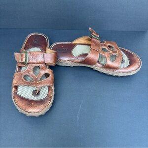 Born Leather Thong Sandals Women’s Comfort Size 7
